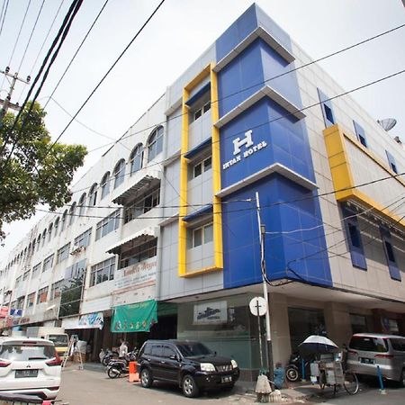 Reddoorz Near Pasar Turi Station Kapasari Exterior foto